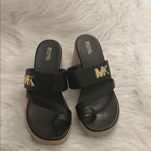 Michael Kors Jilly logo espadrilles sandals size 7 NEW!